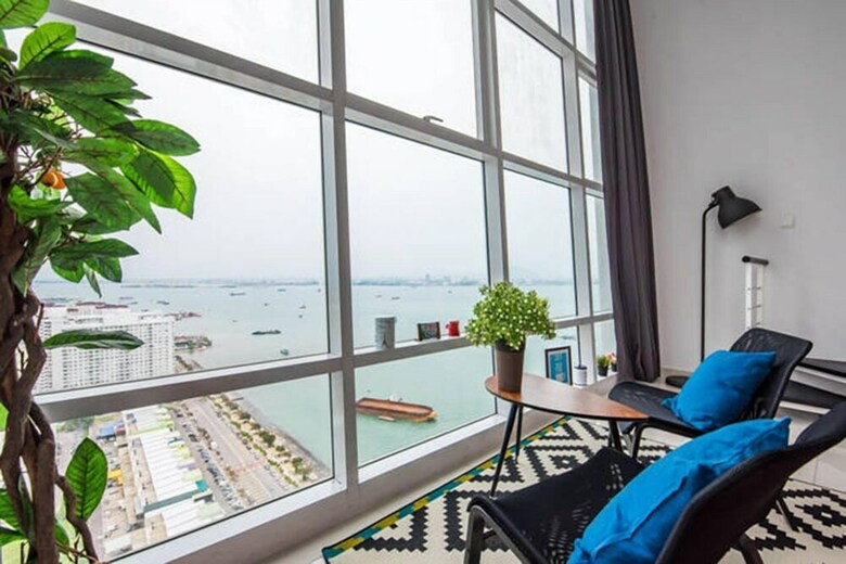Apartamentos Urban Suite At Maritime Suite