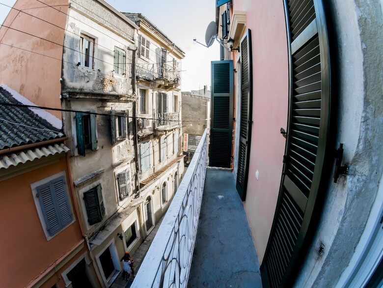 Apartamentos Loc Hospitality