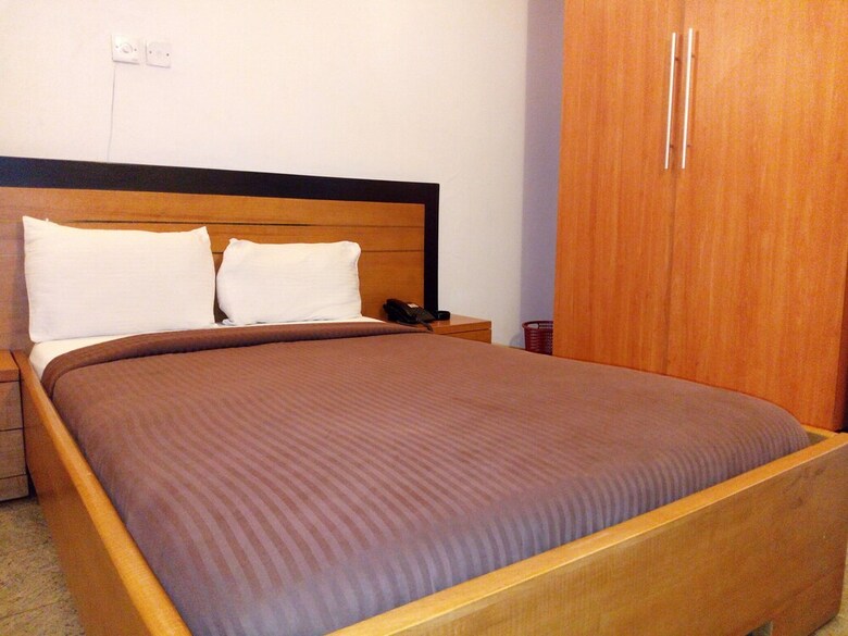 Karma Hotel