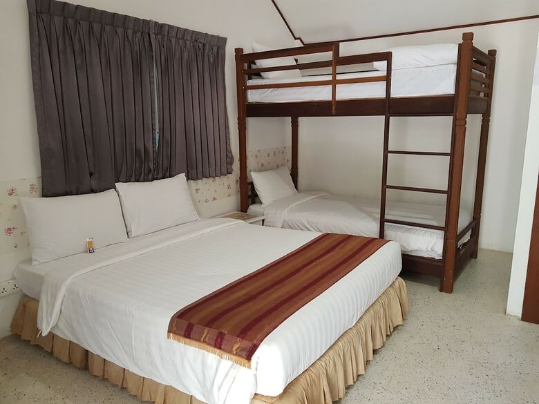 Castle Howchow Beach Resort Hotel