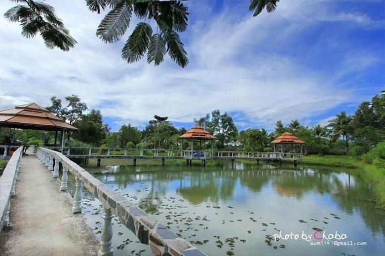 Castle Howchow Beach Resort Hotel