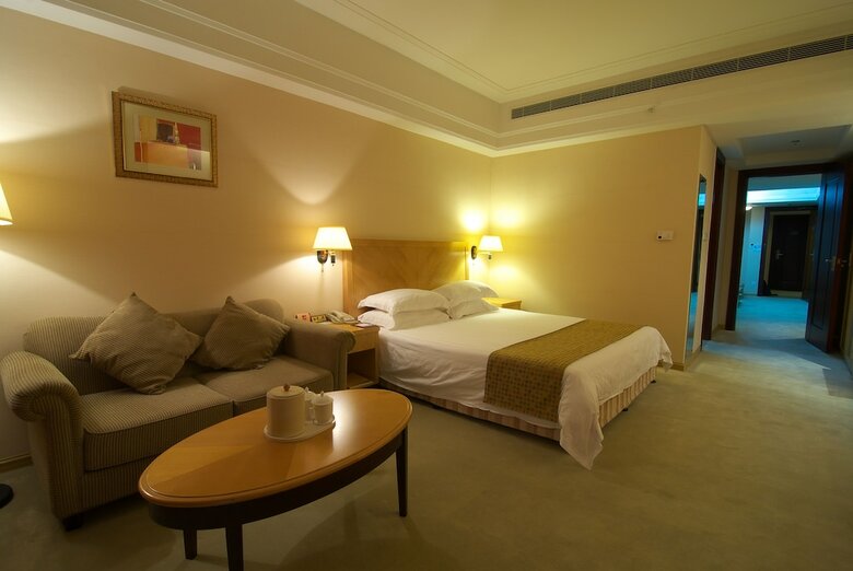Highton Hotel Shanghai