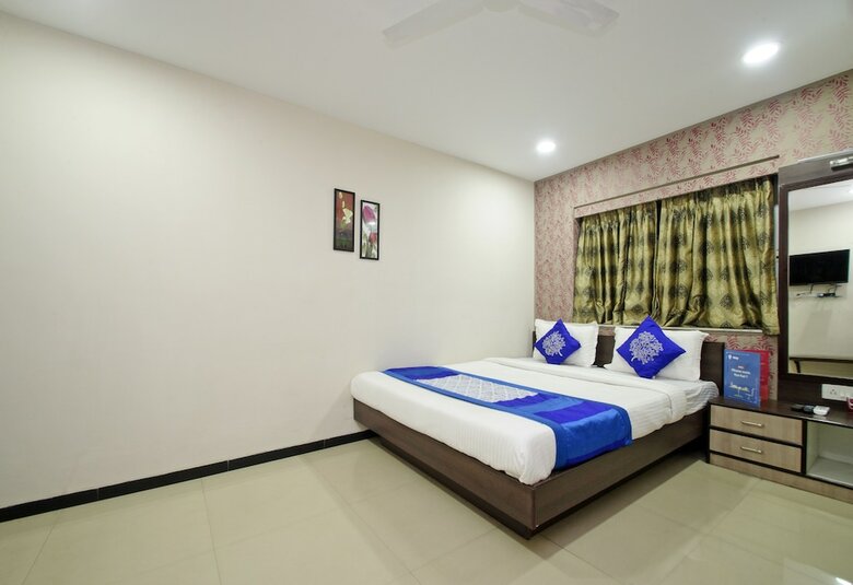 Hotel Oyo 8504 Namans Inn