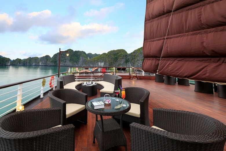 Azalea Cruise