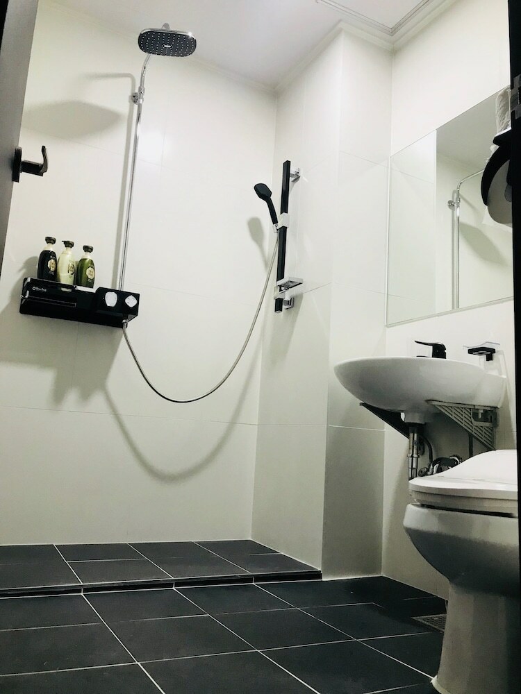 Ekonomy Hotel Gapyeong