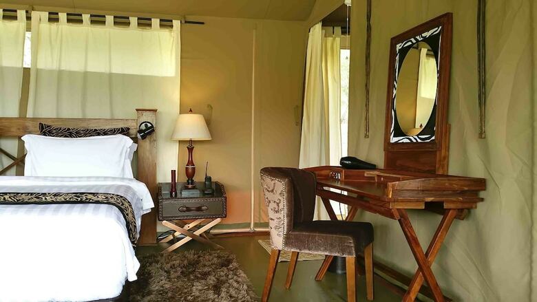 Ole Serai Luxury Camp