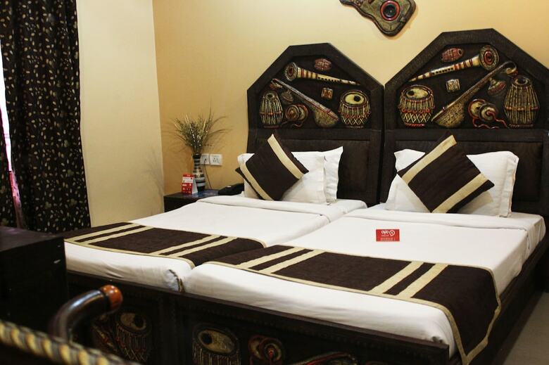 Oyo 8505 Hotel Ashu Palace