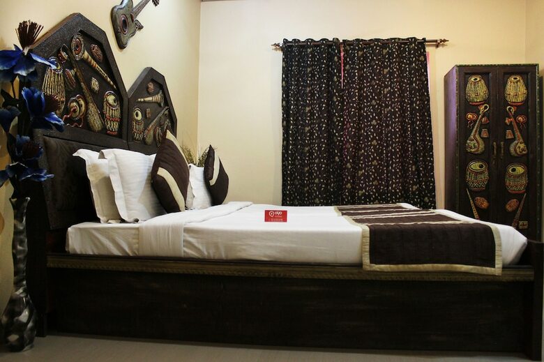 Oyo 8505 Hotel Ashu Palace