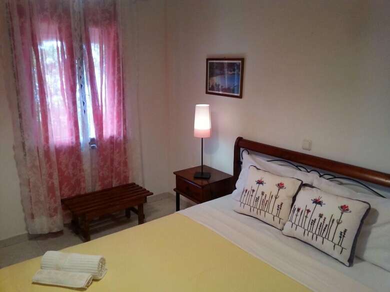 Hotel Angela Studios Paxos