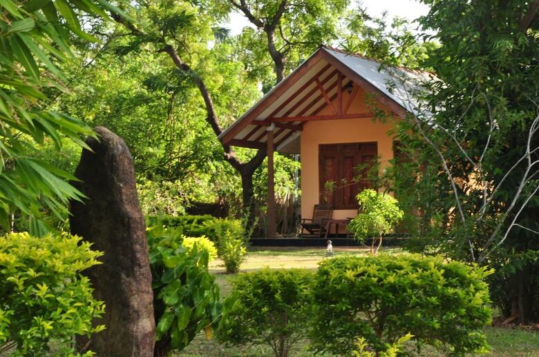 Hotel Liyon Rest
