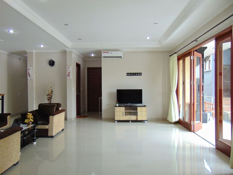 Hotel Dipondok Homestay