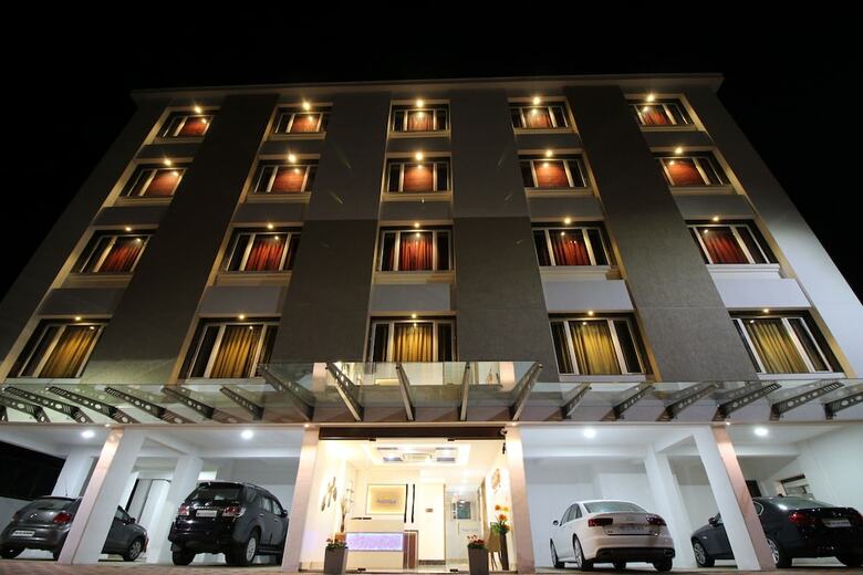 Hotel Majestique Pune