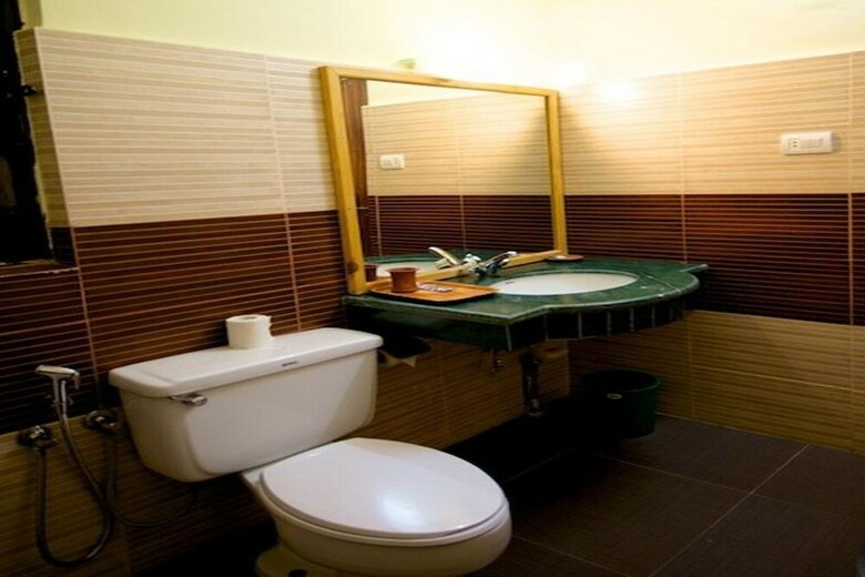Hotel Into The Wild Eco Resort