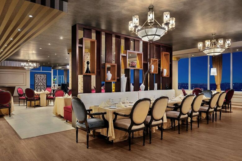 Hotel Ramada By Wyndham Karachi Creek