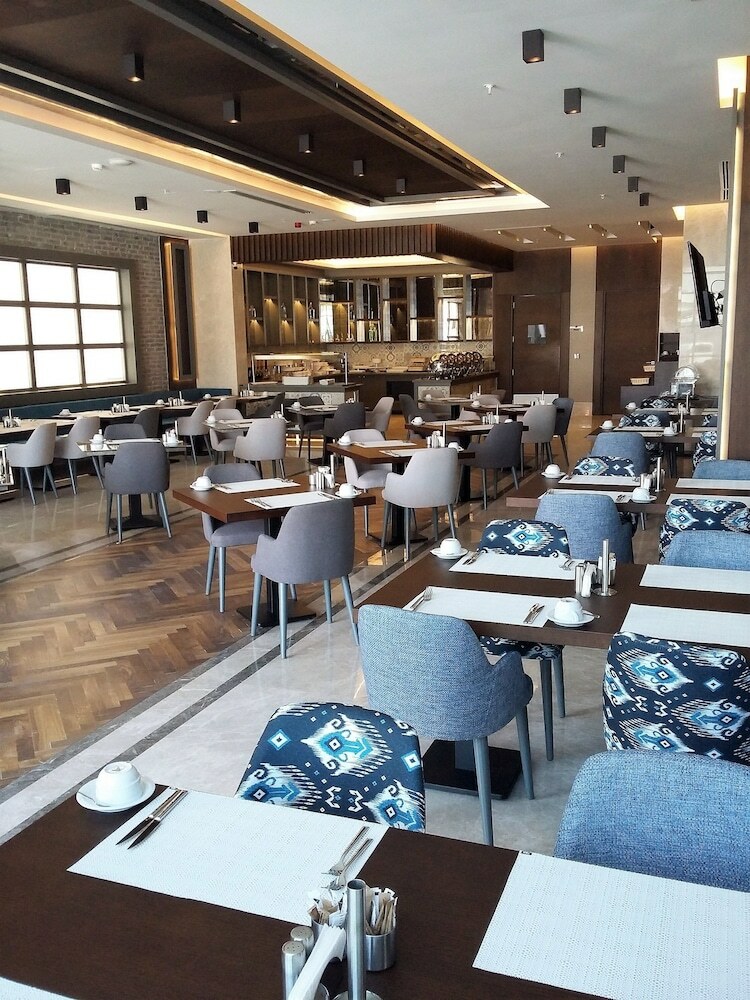 Hotel Ramada By Wyndham Bursa Nilufer