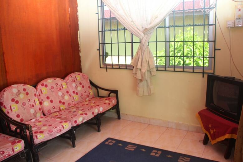 Hotel Berkat Guestroom