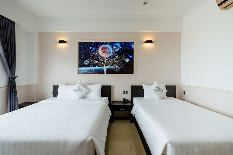 Le Van Hotel