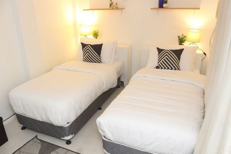 Hotel The White Bed And Breakfast Bacolod