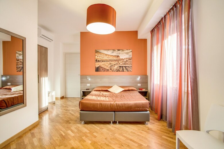 Vatican Rooms Cipro