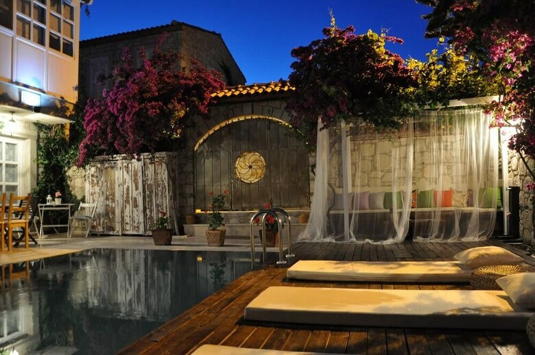 Hotel Begonvil Otel Alacati