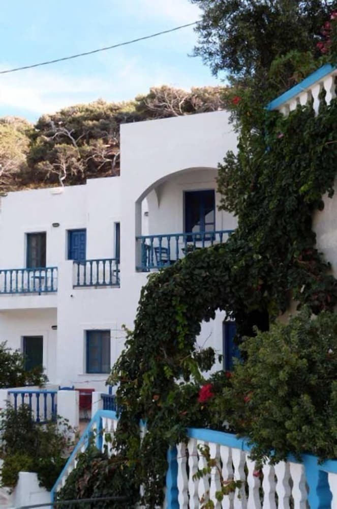 Aparthotel Glaros Hotel