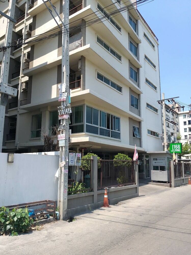 Hotel J 168 Living