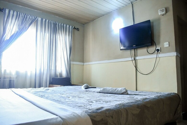 Ashosh Hotel
