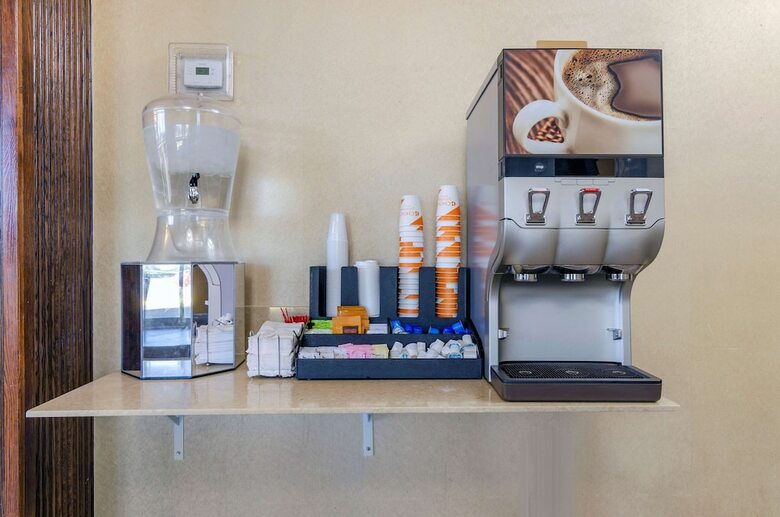 Hotel Quality Inn & Suites