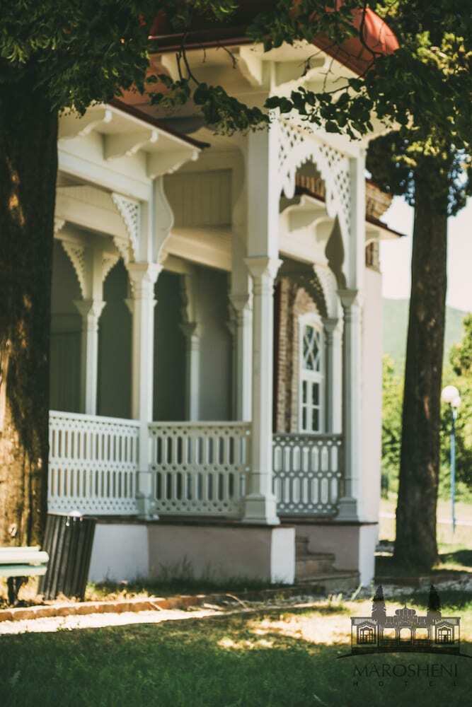 Hotel Marosheni