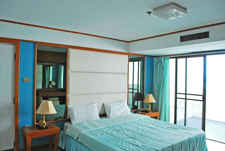 Paradise Condominium Apartments