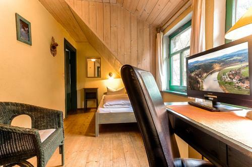 Hostal Pension Rauschenstein Und Apartments Forsthaus