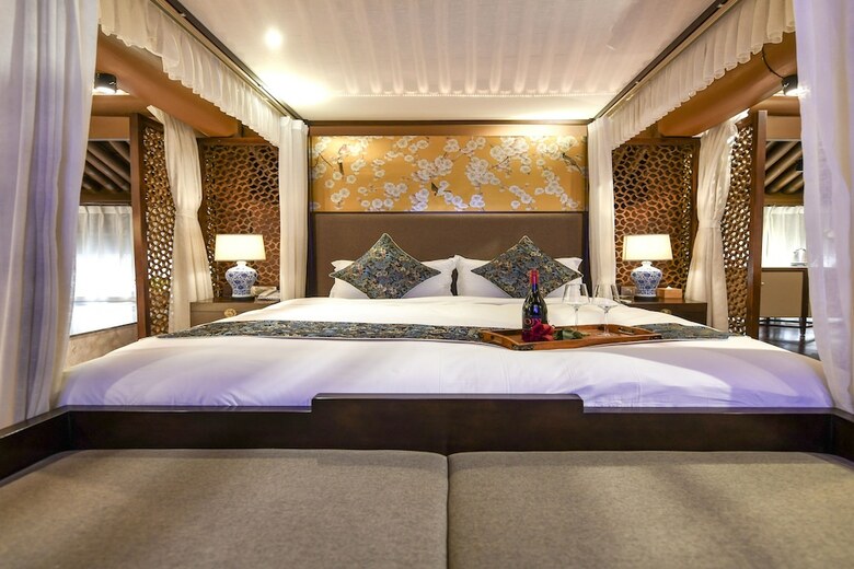 Water Hotel Pingyao