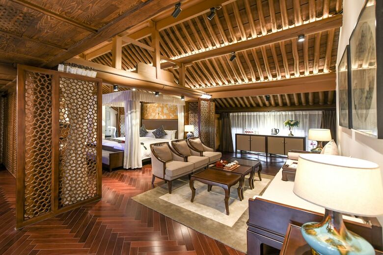 Water Hotel Pingyao