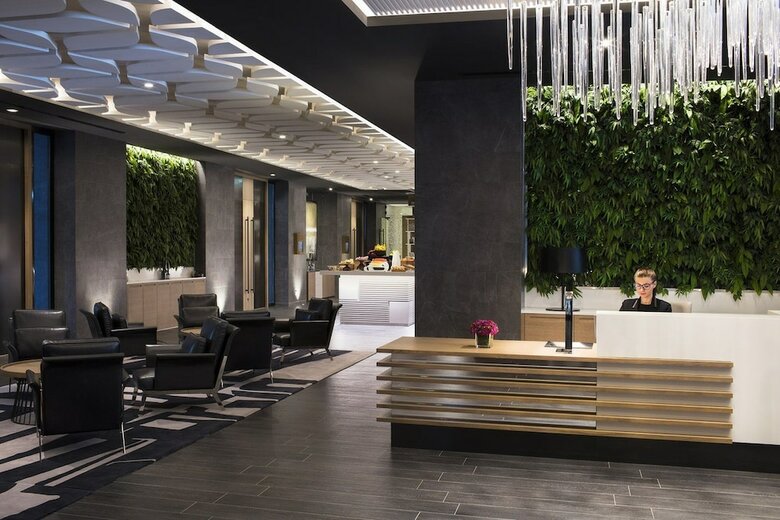 Hotel Al Bandar Rotana