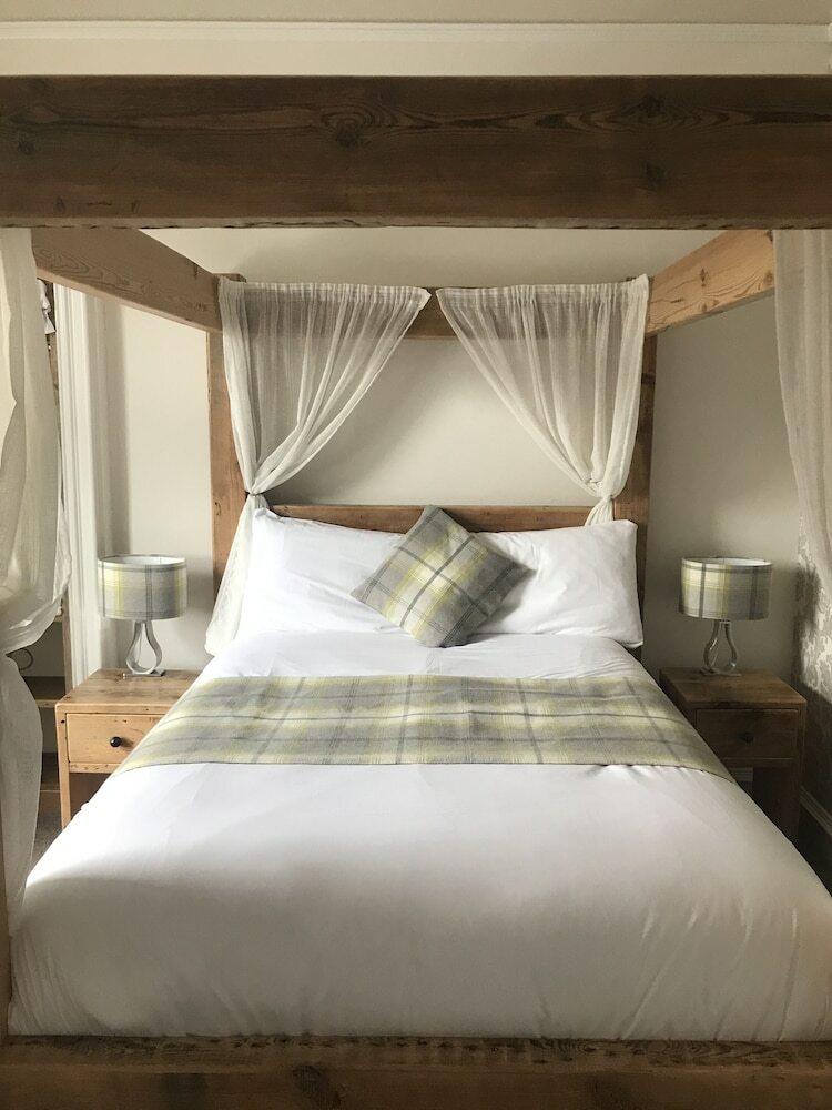 Hotel 18 Craigmillar Park Guest House