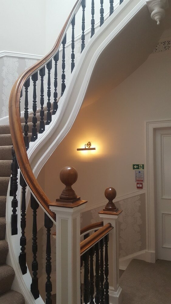 Hotel 18 Craigmillar Park Guest House