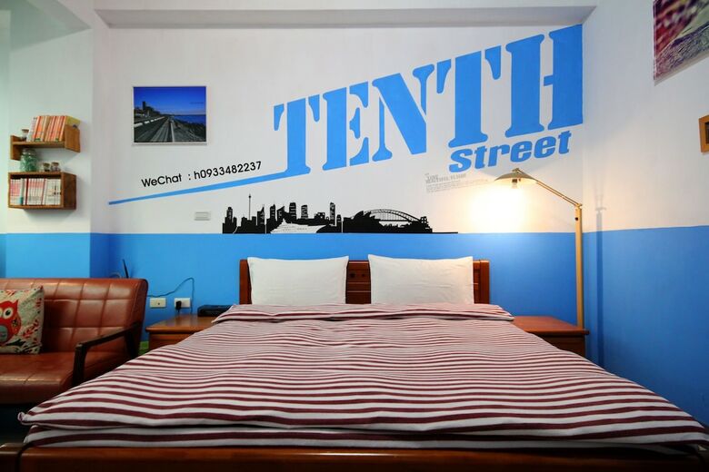 Ten Street B&B