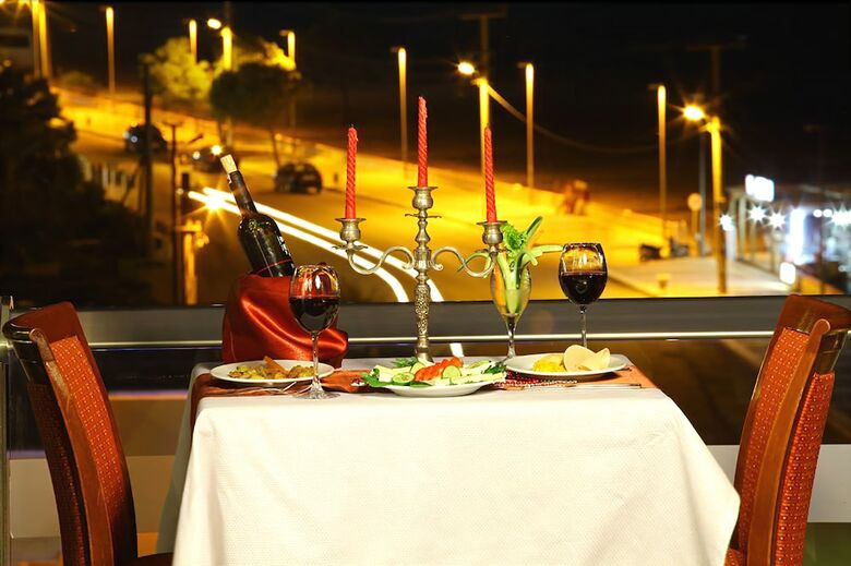 Acem Hotel