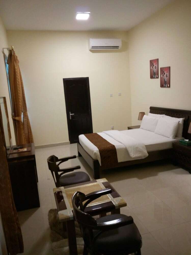 Tiger Home Hotel Apartment