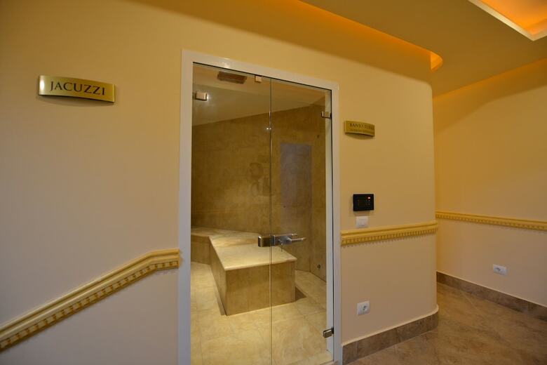 Hotel Luani Arte