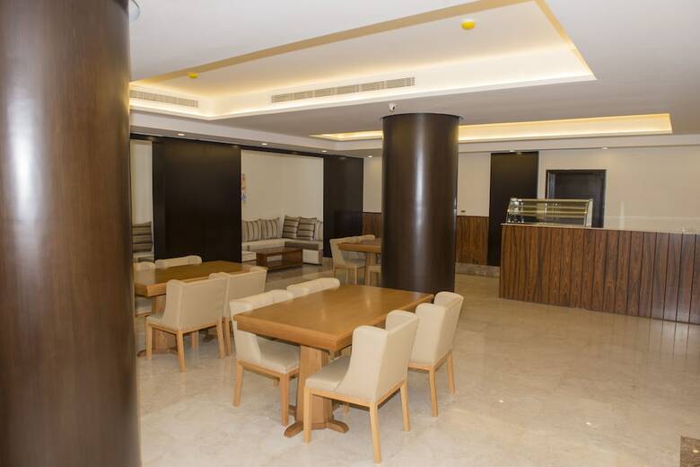 Aparthotel The Artisan Hotel