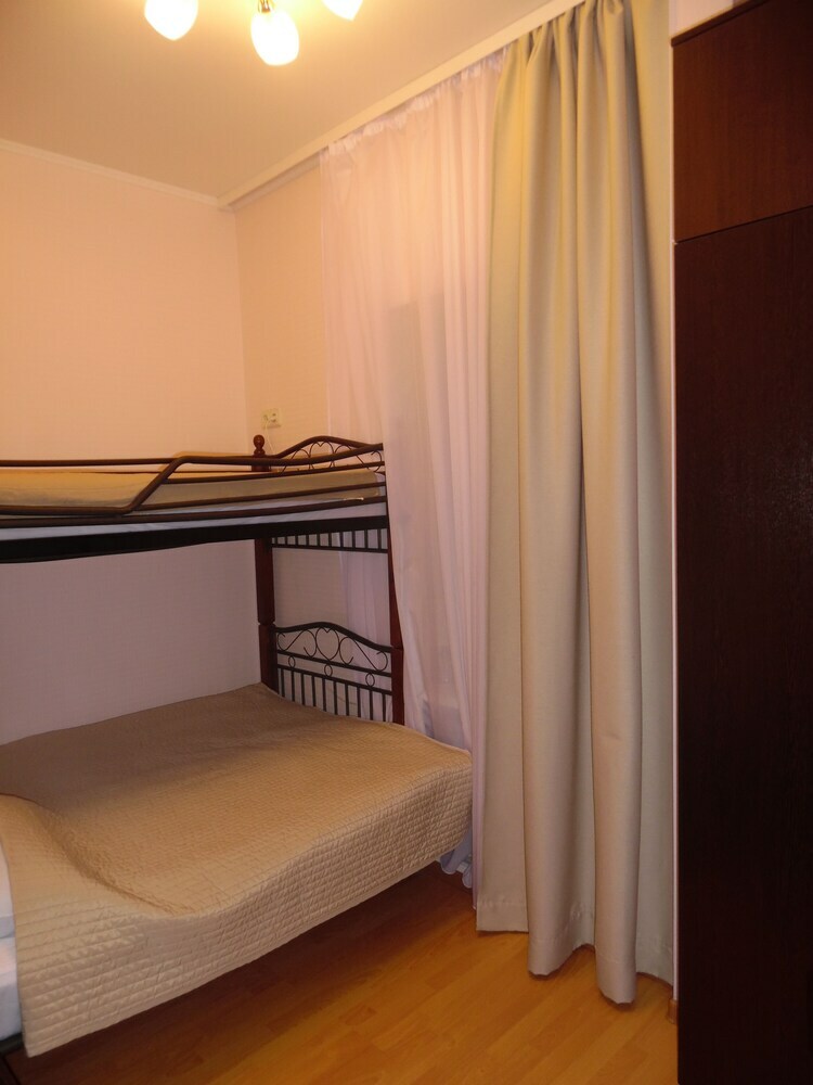 Irena Hotel
