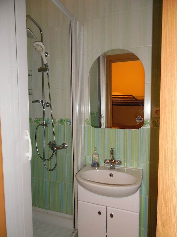 Irena Hotel