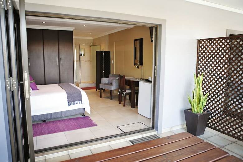 Bed & Breakfast Aloes No.21