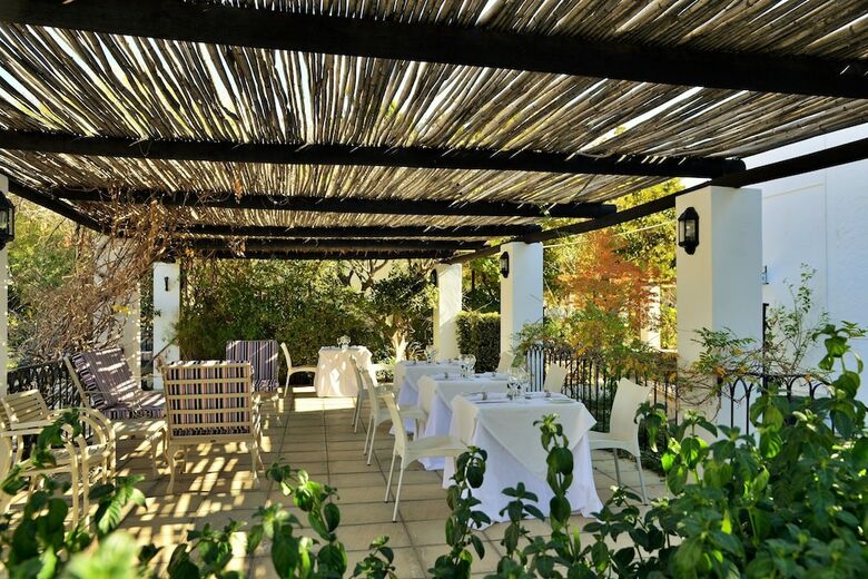 Mont D'or Swartberg Hotel