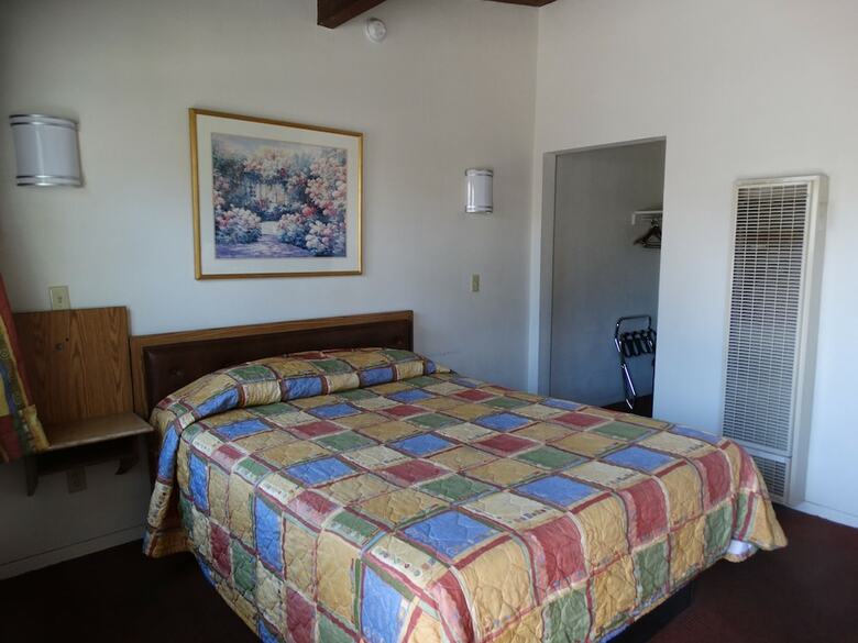 Santa Fe Motel