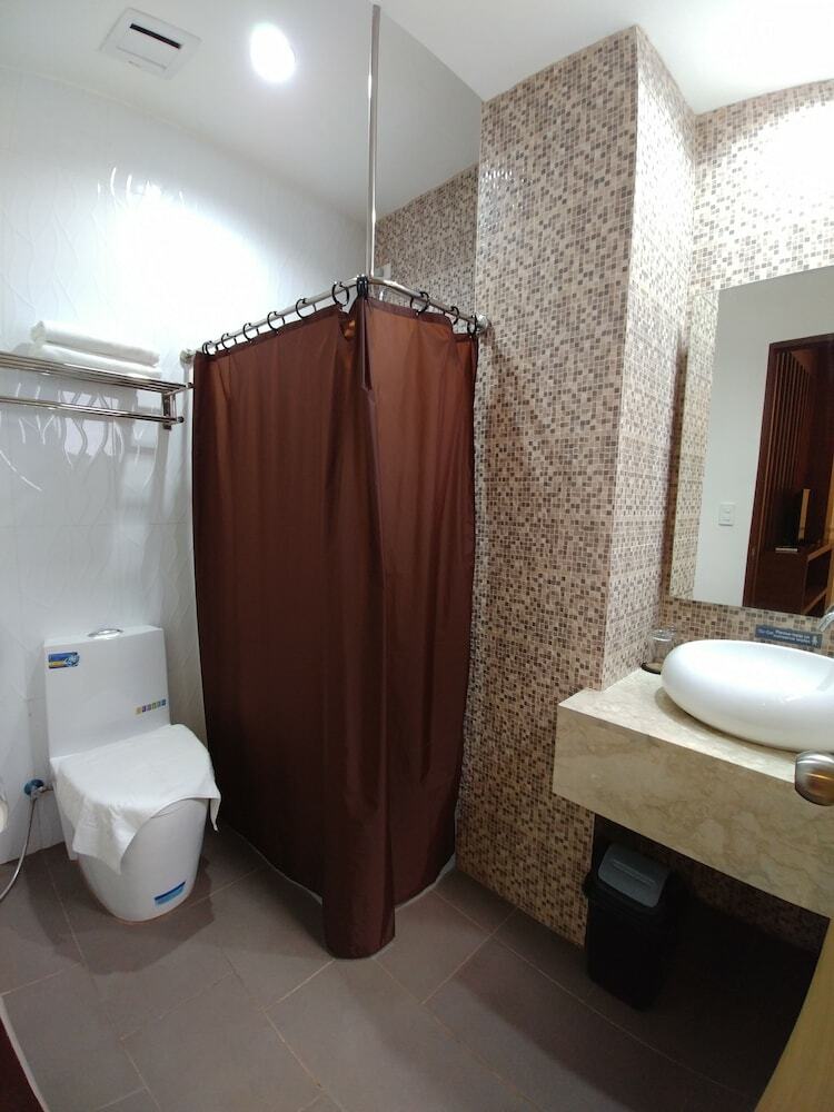 Hotel Bed+bath Serviced Suites