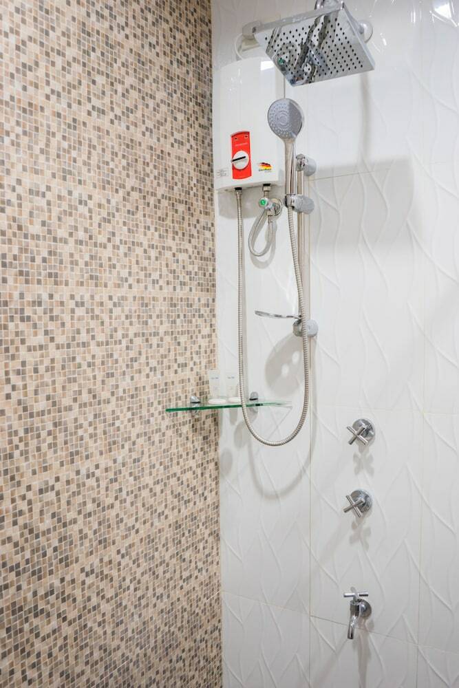 Hotel Bed+bath Serviced Suites