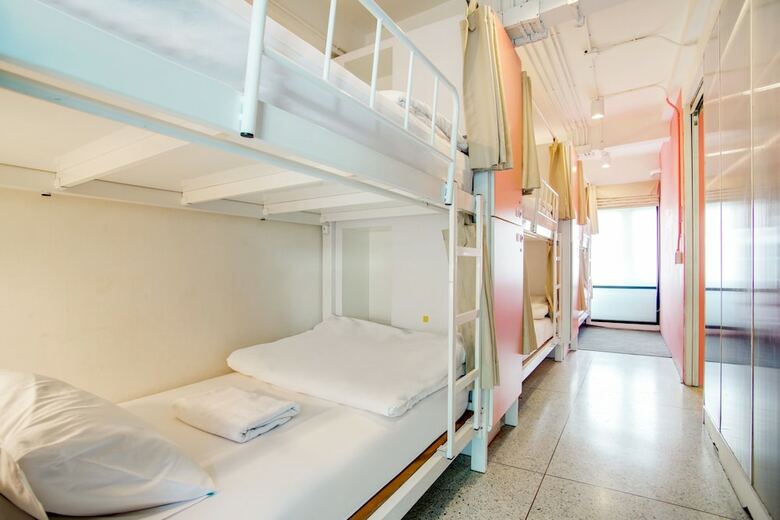 Hostal Oyo 559 Vestel