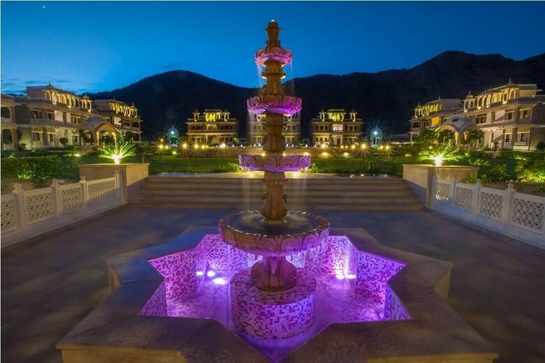Hotel Bhanwar Singh Palace
